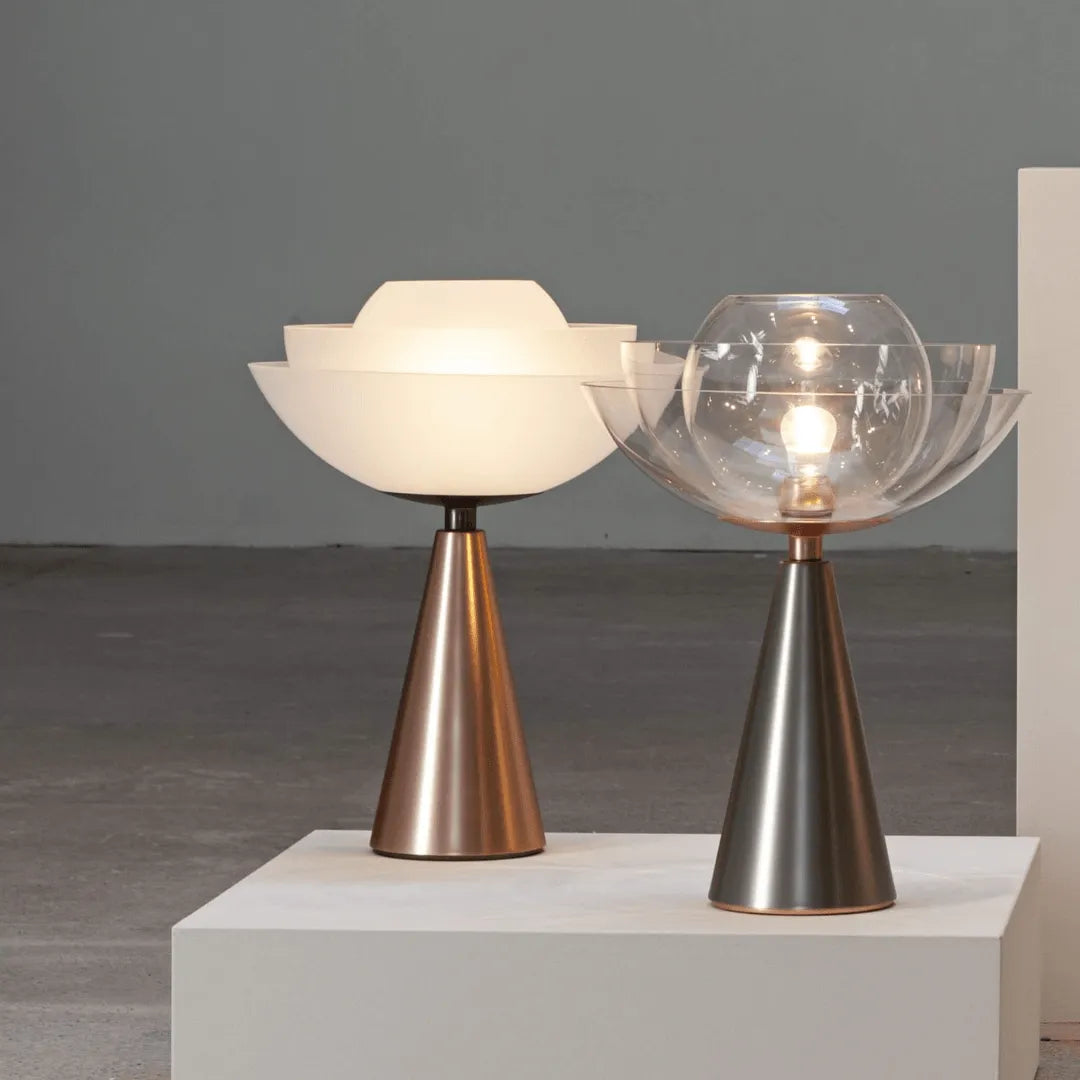 Lotus table lamp
