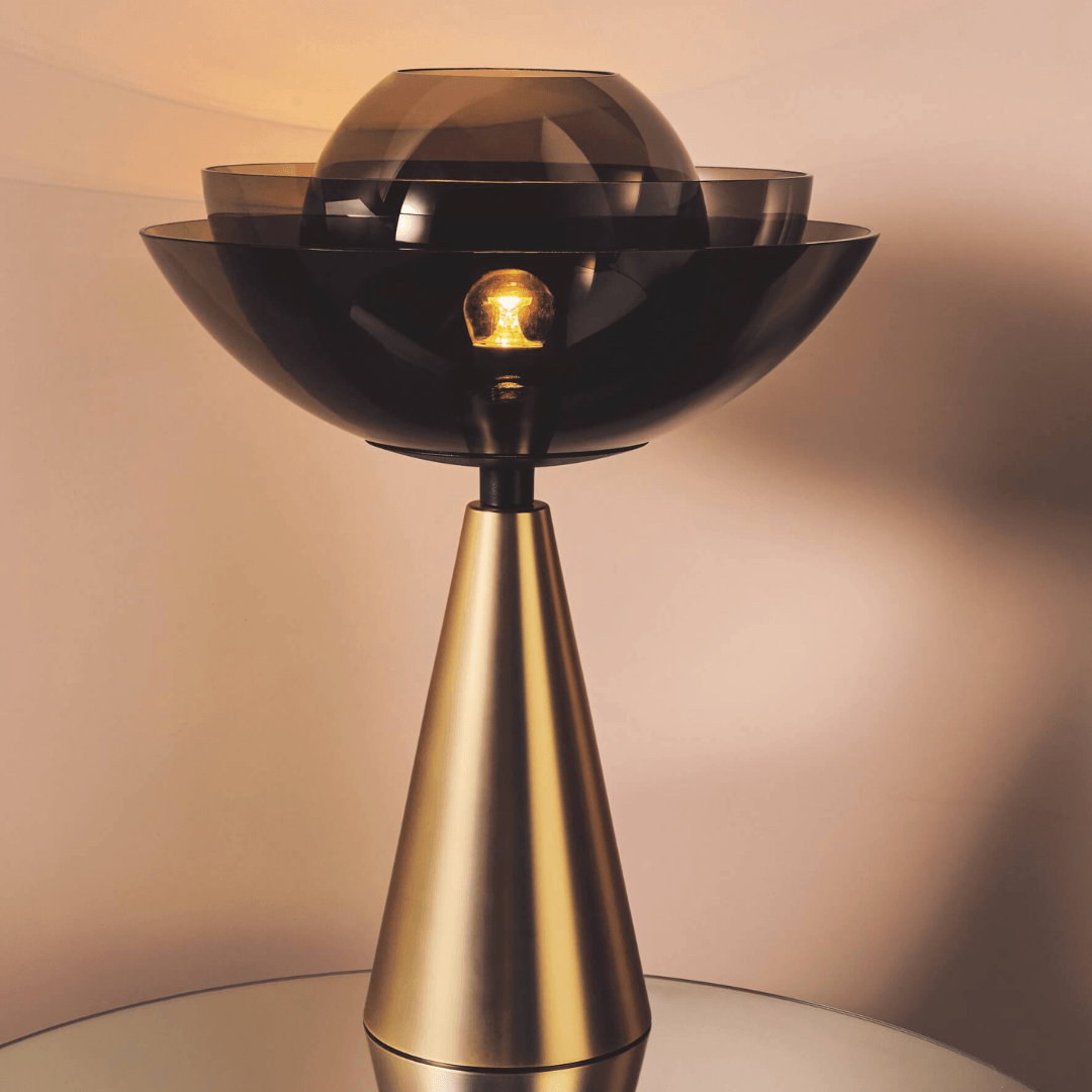 Lotus table lamp