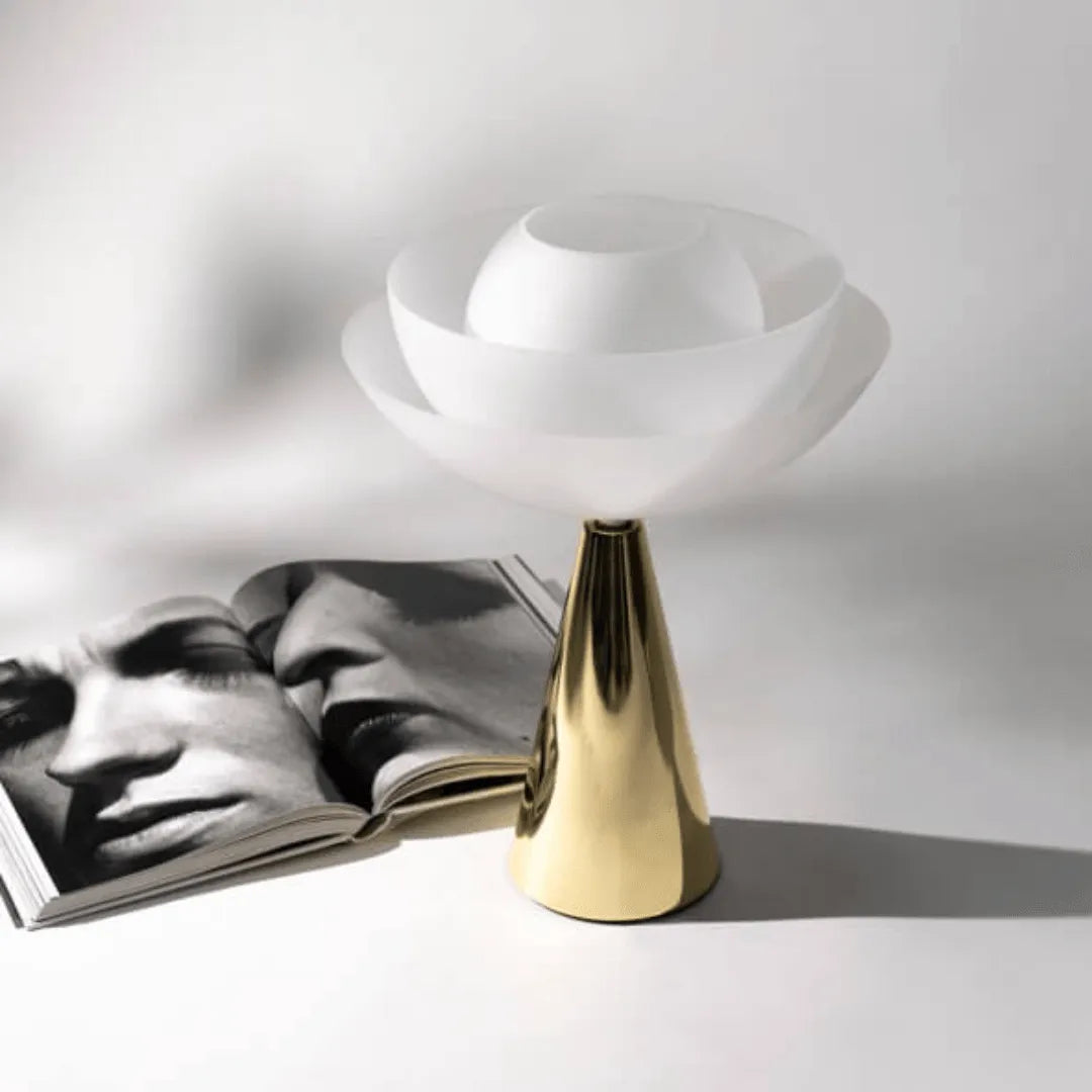 Lotus table lamp