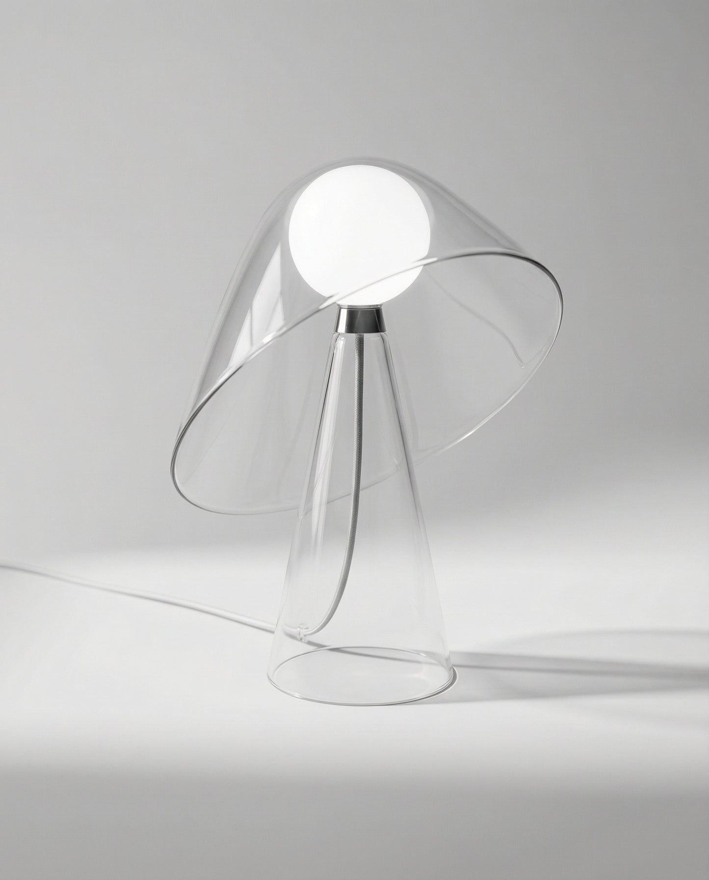 Mademoiselle table lamp