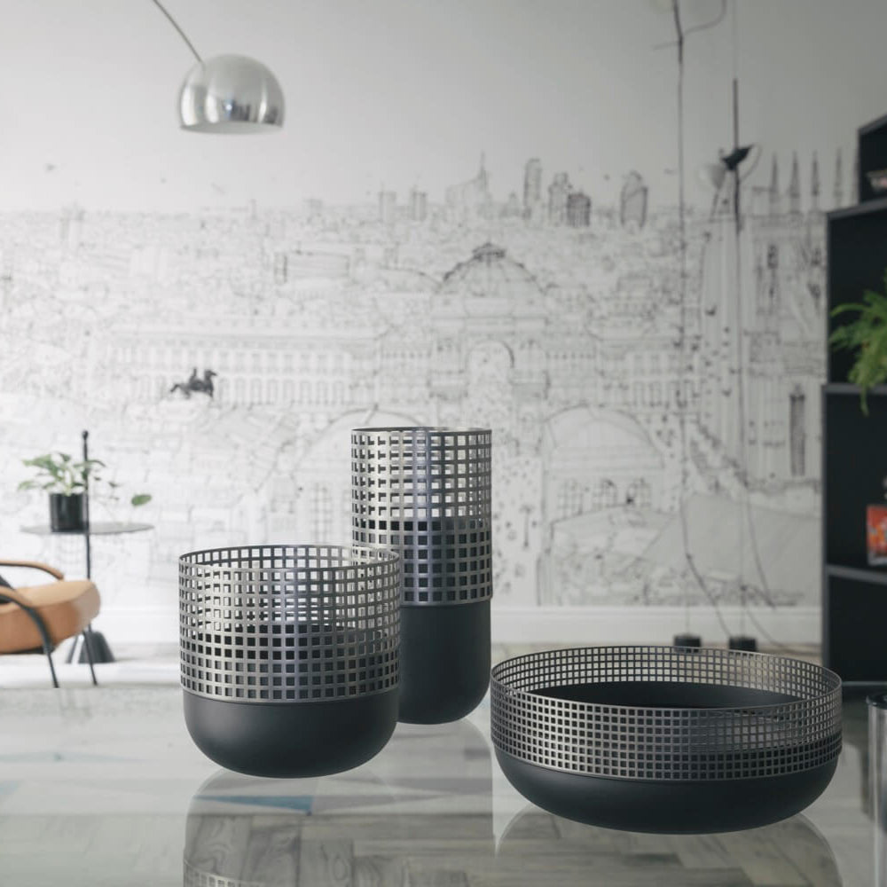 Mia black Design by Serena Confalonieri Mia Vase Collection – Black Finish